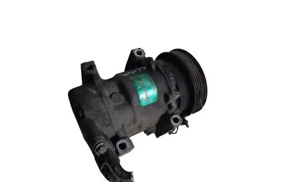 Renault Clio II Air conditioning (A/C) compressor (pump) 7700273801