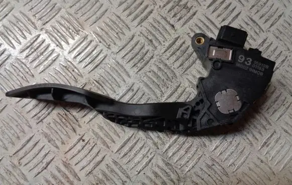 Nissan Note (E12) Accelerator throttle pedal 180021HM0B