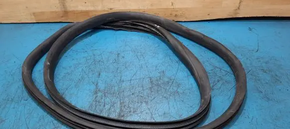 Volvo V60 Rubber seal rear door 