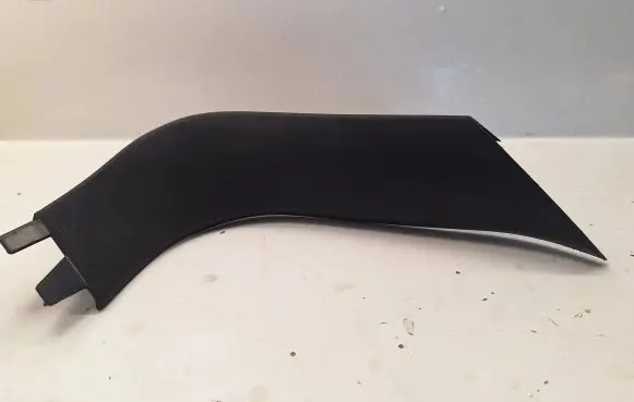 Toyota Avensis T270 Other trunk/boot trim element 6793805030C0 6793805030