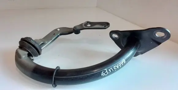 BMW 7 E65 E66 Tailgate/trunk/boot hinge 8240339 8247339