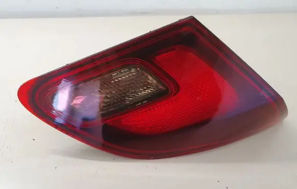 Opel Astra J Tailgate rear/tail lights