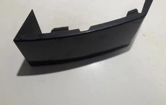 Volvo XC90 Rear/tail light trim molding 8620819