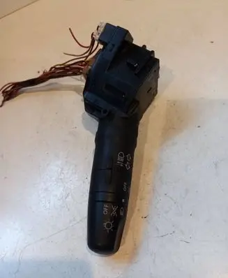 Nissan Almera Tino Indicator stalk 25540 AV620