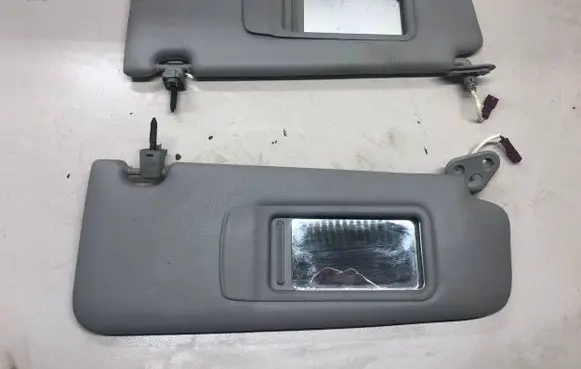 BMW 3 E90 E91 Sun visor