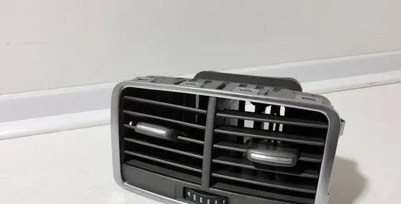 Audi A6 S6 C6 4F Rear air vent grill 4F0819203B