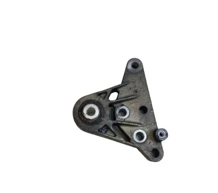 Volvo V70 Engine mount bracket 31262936