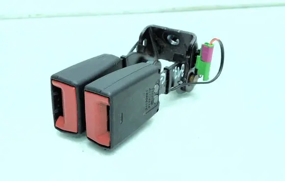 Volvo XC60 Rear seatbelt buckle 34130684 31332776 3B43311
