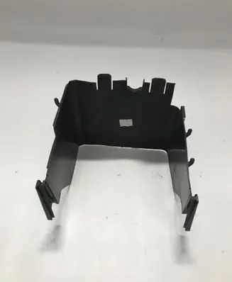 Volkswagen PASSAT B7 Battery box tray 3C0915335