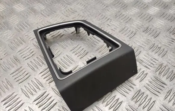 Hyundai i20 (GB IB) Gear shifter surround trim plastic 84650C8050