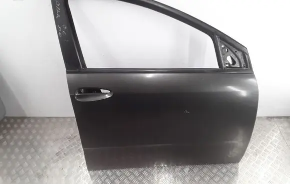 Fiat Croma Front door