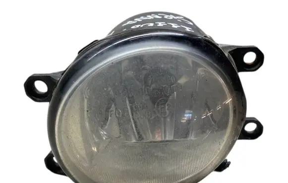 Toyota Sienna XL30 III Front fog light 812200802000
