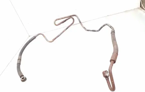 Volkswagen Golf IV Power steering hose/pipe/line