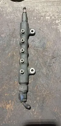 Toyota Corolla Verso AR10 Fuel main line pipe