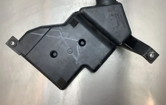 Lexus RX 330 - 350 - 400H Intake resonator 1789320100