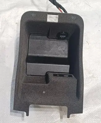 Porsche Cayenne (92A) Glove box central console 7P5857232B 305502