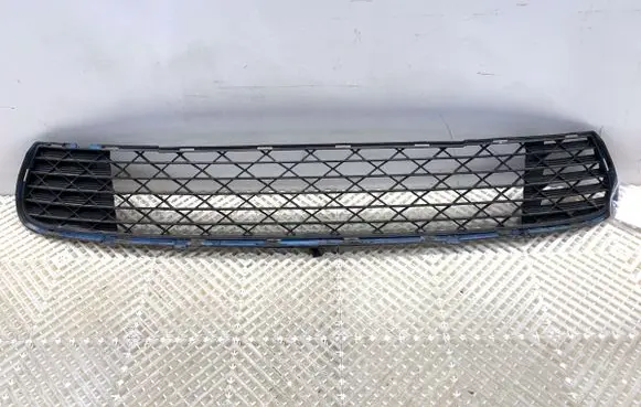Citroen C4 I Picasso Front bumper lower grill 9680402877