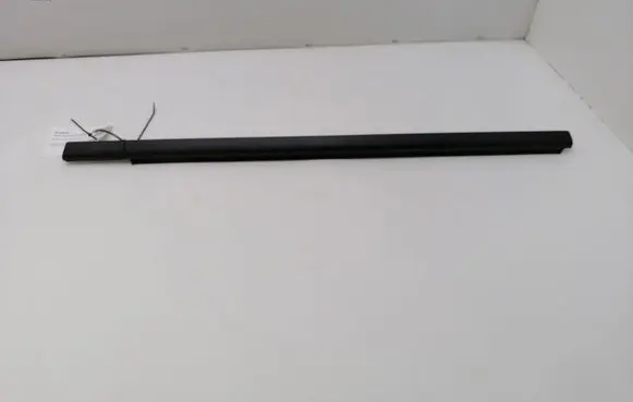 Mercedes-Benz C W203 Rear side glass trim 