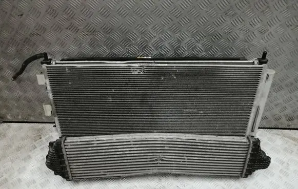 Ford Focus Radiator set 