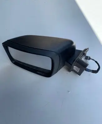 Land Rover Discovery Sport Front door electric wing mirror 3003337