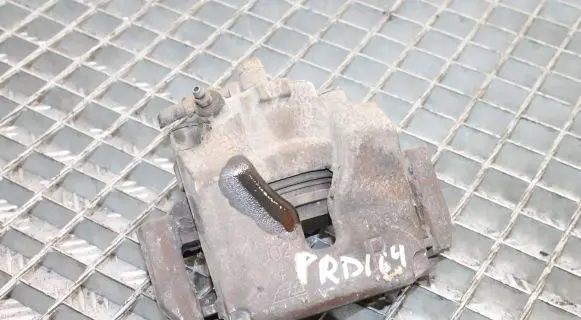 Honda Civic IX Front brake caliper