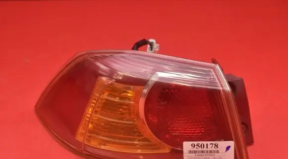Mitsubishi Lancer VIII Rear/tail lights