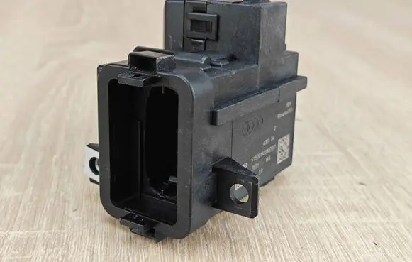 Audi Q5 SQ5 8R Ignition lock 8K0909131D