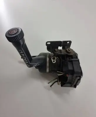 Citroen C4 I Picasso Power steering pump 9674055680 A0021534