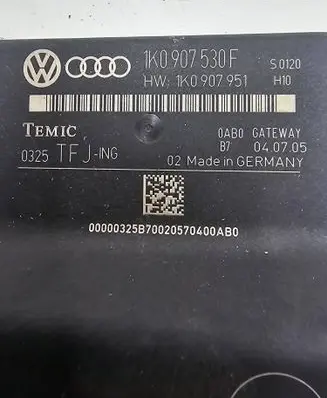 Volkswagen Golf V Gateway control module 1K0907530F 1K0907951 0325T