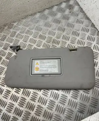 Nissan X-Trail T30 Sun visor