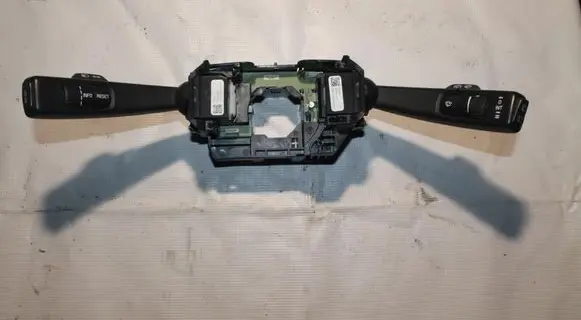 Volvo XC60 Wiper control stalk 31313811