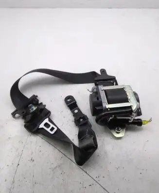 Volvo V60 Front seatbelt