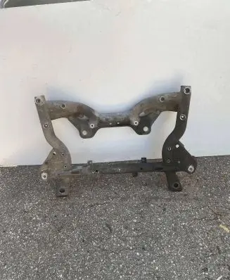 Mercedes-Benz E C207 W207 Front subframe A2046280011 1253