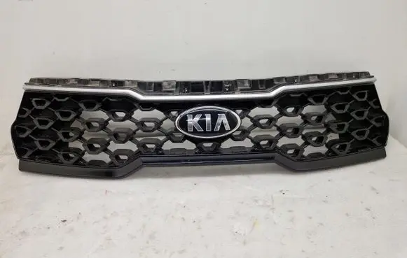 KIA Sorento IV Front bumper upper radiator grill