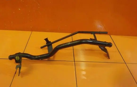 Audi A3 S3 8P Engine coolant pipe/hose 