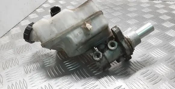 Ford Transit Master brake cylinder