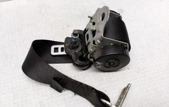 Ford Fiesta Rear seatbelt 2S6AA611B69AD