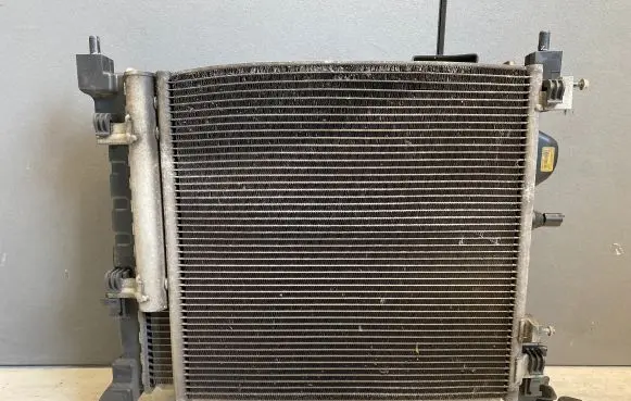 Chevrolet Spark Radiator set 95978939 96676341