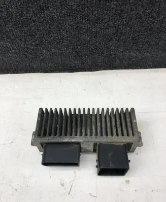 Renault Master III Glow plug pre-heat relay 8200558438