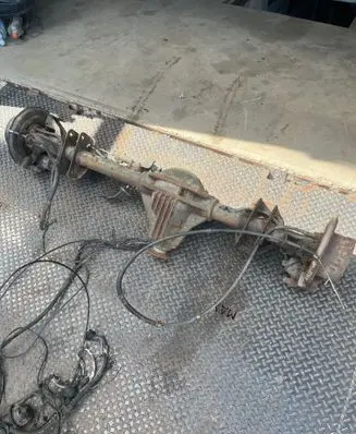 Mercedes-Benz G W461 W463 1st Gen Rear axle beam with reductor 