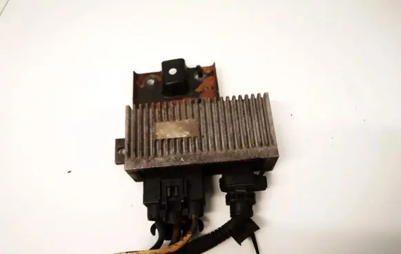 Volvo S40, V40 Glow plug pre-heat relay