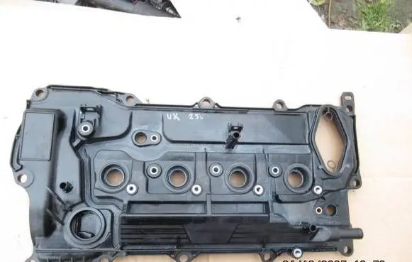 Lexus UX Rocker cam cover 04122025