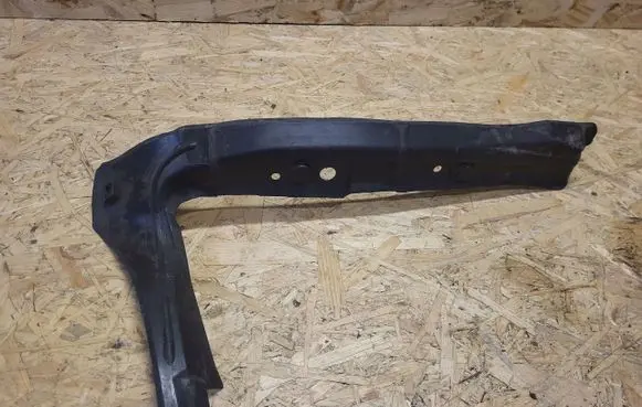 Audi A5 8T 8F Fender end trim 8T0821111