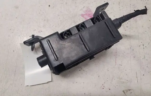 KIA Sorento Fuse module