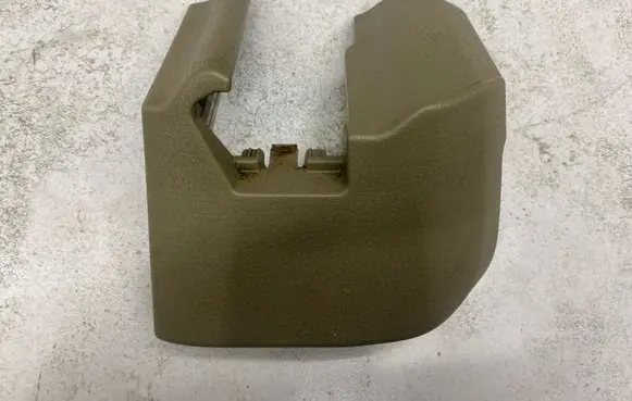 Volvo XC90 Rear seat rail trim cover 8619805