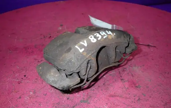Seat Altea XL Front brake caliper