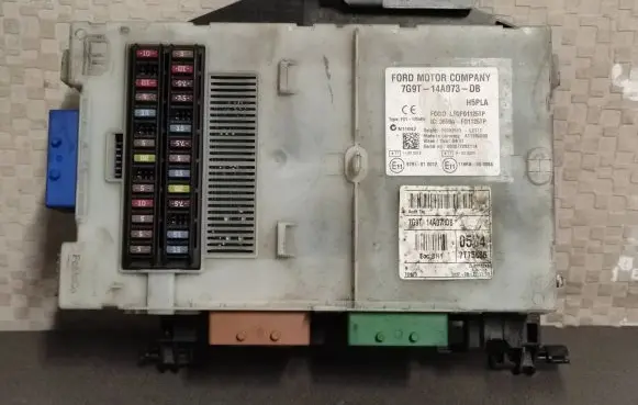 Ford Mondeo MK IV Comfort/convenience module 7G9T-14A073-DB
