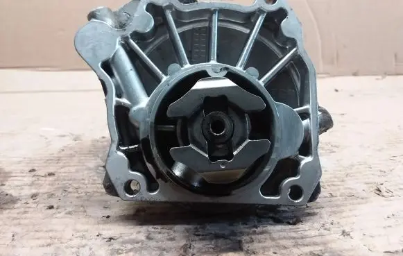 Vacuum pump