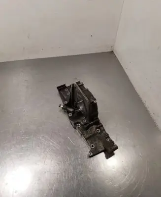 Subaru Forester SH Fuel pump bracket 