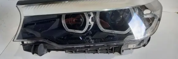 BMW 5 G30 G31 Headlight/headlamp 7439199 TPD0492